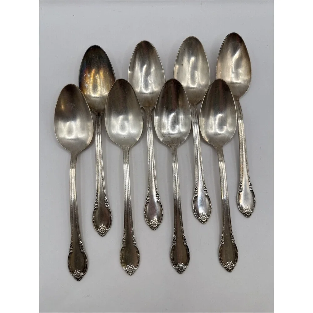 (8) 1847 Rogers Silverplate IS Tablespoons, 1948 Remembrance 7-1/4